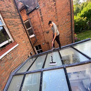Attracting Potential Customers with Window Cleaning Kensington
